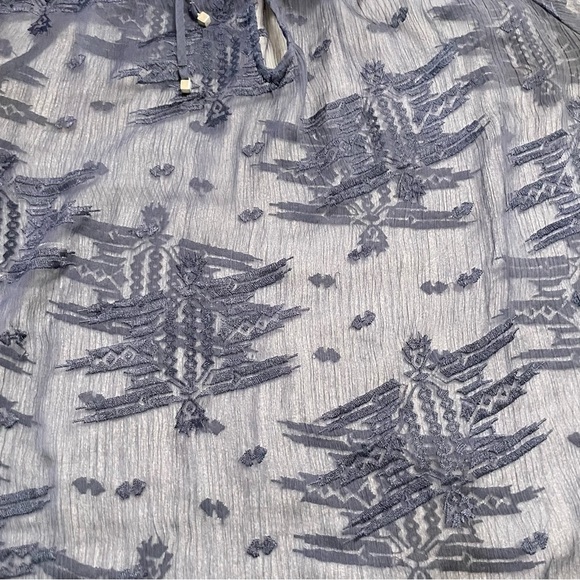 Willow & Clay Navy Sheer Embroidered Boho Top Size M - Picture 6 of 11